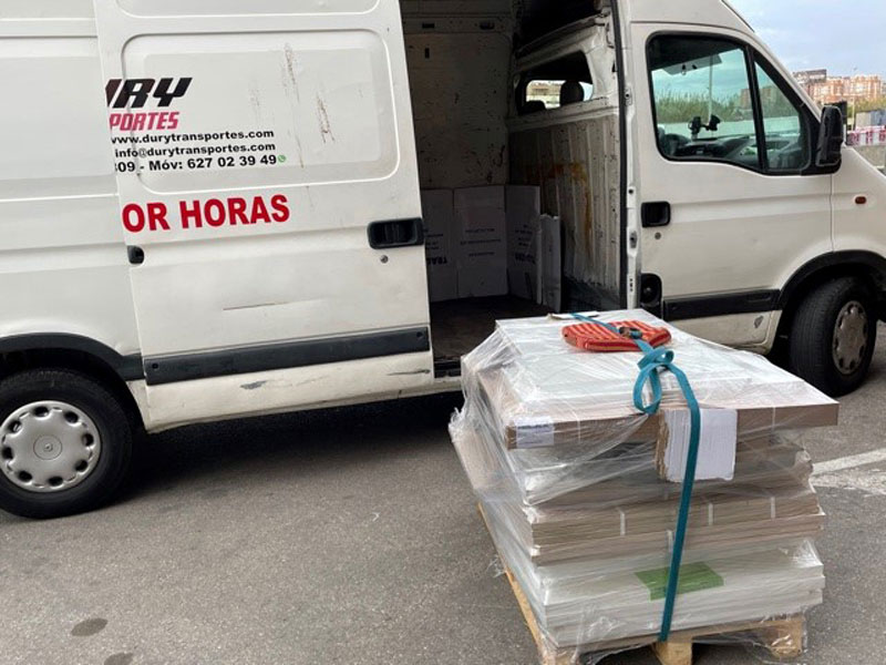 Servicio de alquiler de camionetas para empresas en Barcelona